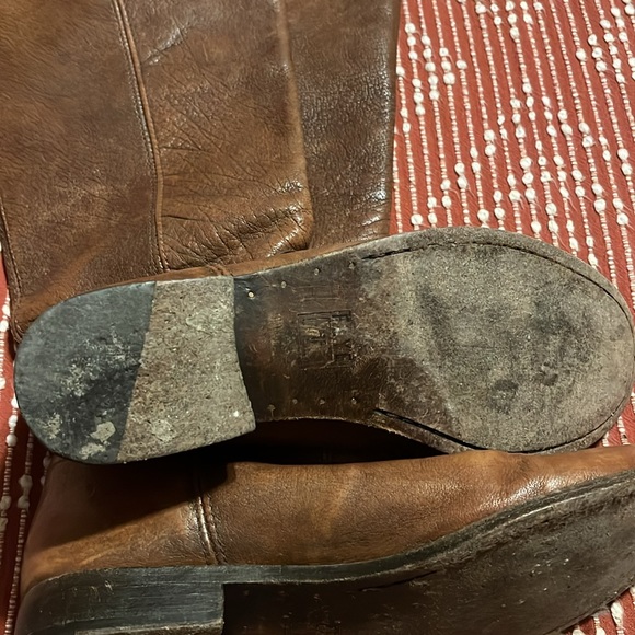 Frye Melissa Boots. Size 8 - Picture 6 of 8